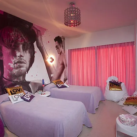 Hotel Fergus Pax- Adults Only